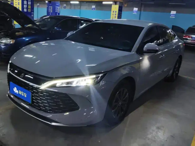 Фотография автомобиля — BYD Qin L