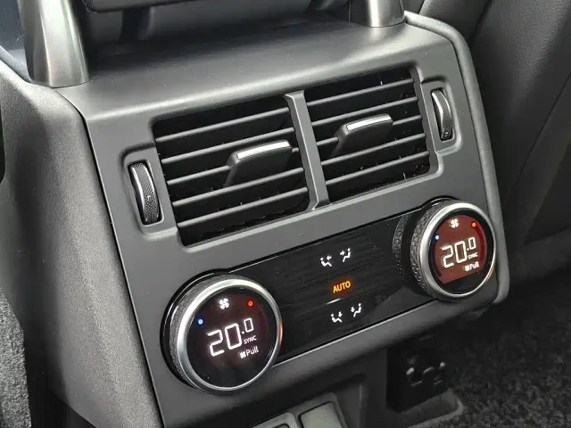 Land Rover Discovery — Фото автомобиля 21