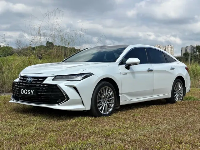 Фотография автомобиля — Toyota Avalon