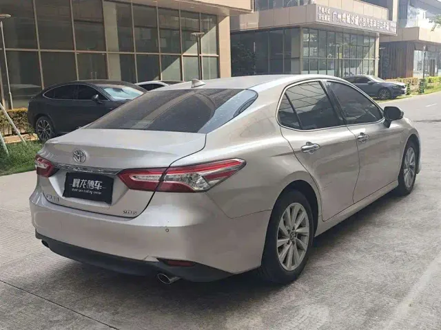 Toyota Camry — Фото автомобиля 9