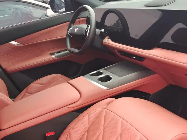 Changan CS75 Plus — Фото автомобиля 5