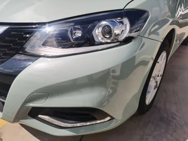 Nissan Tiida — Фото автомобиля 23