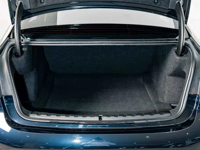 BMW 3 Series — Фото автомобиля 22