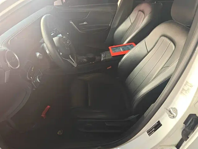 Mercedes-Benz A-Class — Фото автомобиля 14