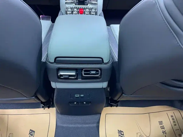 Fang Cheng Bao Leopard 5 2023 Explorer Edition — Фото автомобиля 19