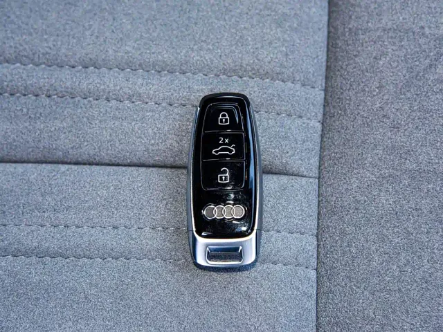 Audi A6L — Фото автомобиля 18