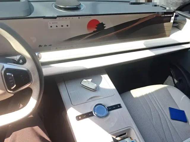 Geely Galaxy E8 — Фото автомобиля 9
