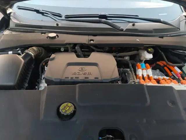 Wuling Starlight — Фото автомобиля 10