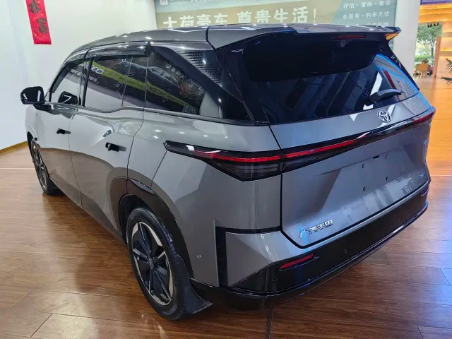 Toyota BoZhi 3X — Фото автомобиля 7