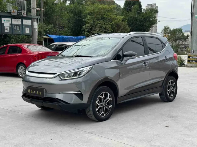 Фотография автомобиля — BYD Yuan Pro