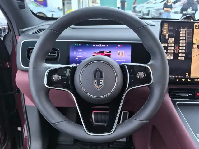 Aito M7 — Фото автомобиля 8