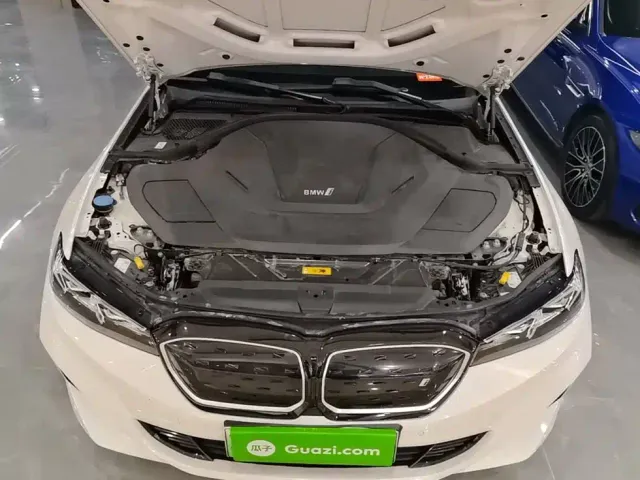 BMW i3 — Фото автомобиля 19
