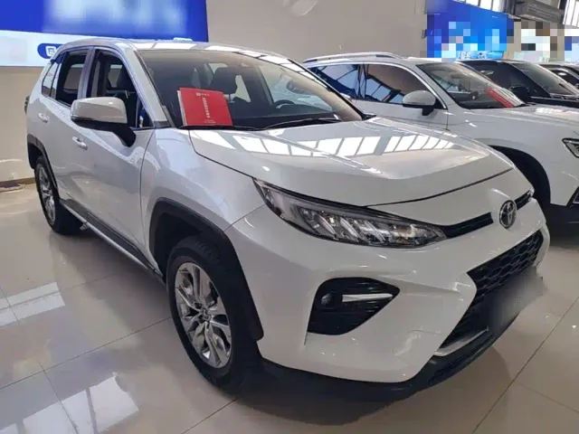 Toyota Wildlander — Фото автомобиля 3