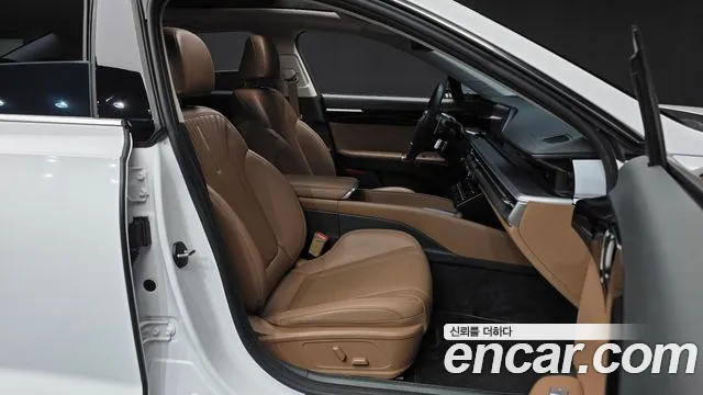 Hyundai Grandeur GN7 — Фото автомобиля 17
