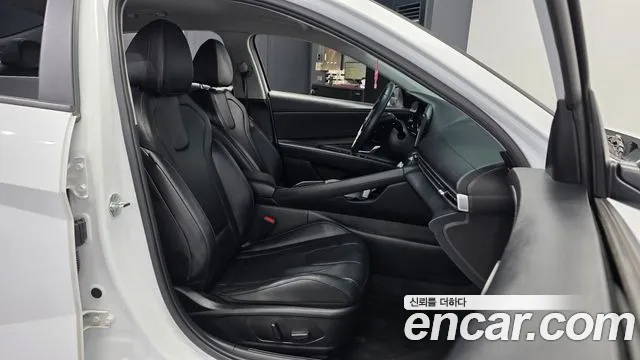 Hyundai Avante — Фото автомобиля 17