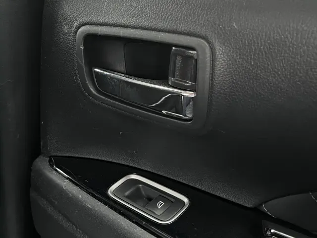 Mitsubishi Outlander — Фото автомобиля 27