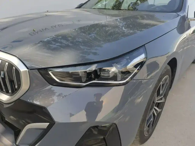 BMW i5 — Фото автомобиля 23