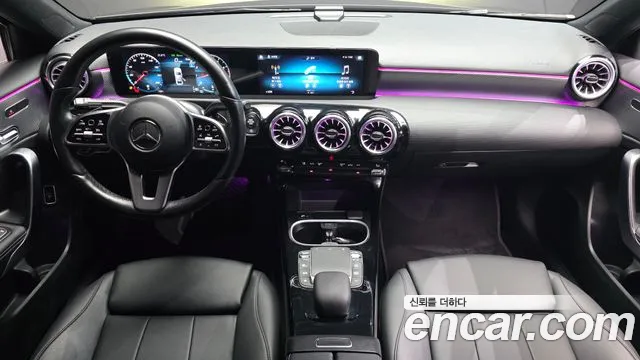 Mercedes-Benz A-Class W177 — Фото автомобиля 10