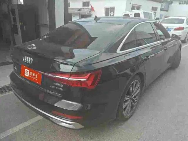 Audi A6L — Фото автомобиля 2