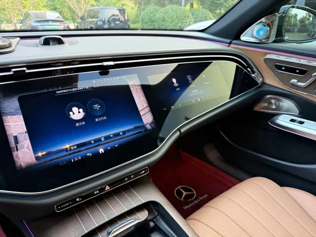 Mercedes-Benz E-Class — Фото автомобиля 7