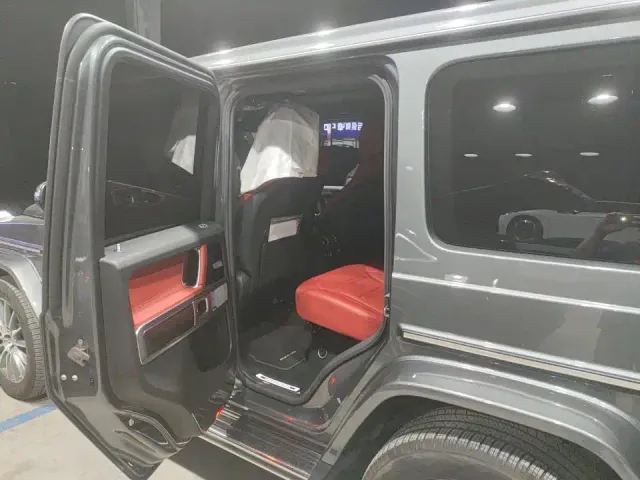 Mercedes-Benz G-Class — Фото автомобиля 8