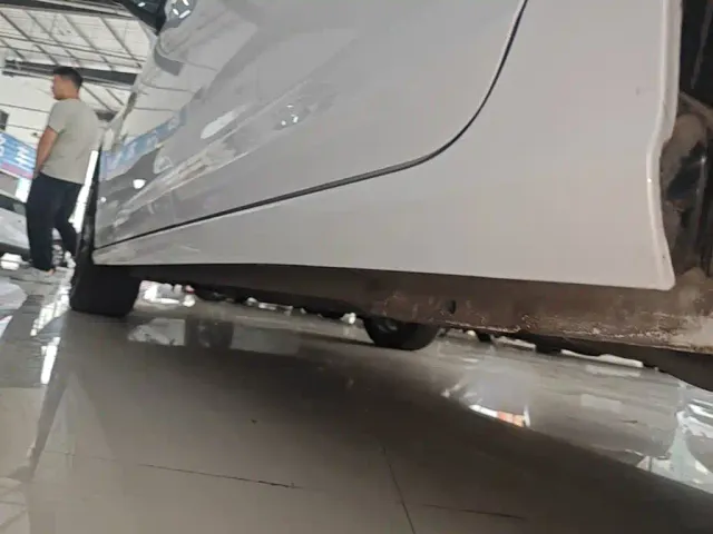 Dongfeng Yixuan MAX — Фото автомобиля 21