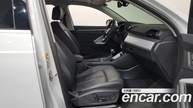 Audi Q3 40 TFSI quattro — Фото автомобиля 11