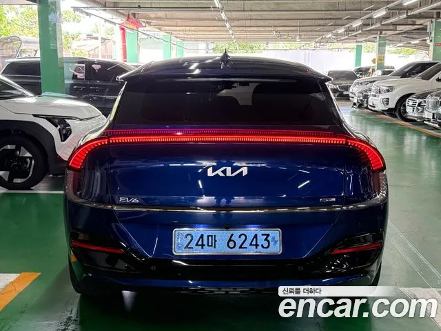 Kia EV6 — Фото автомобиля 4