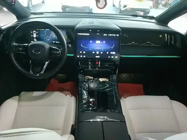 GAC Trumpchi M8 — Фото автомобиля 9