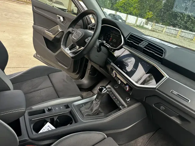 Audi Q3 — Фото автомобиля 24