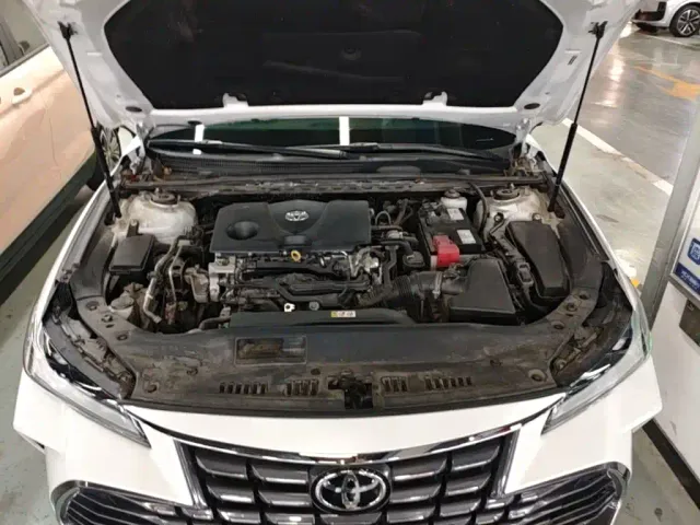 Toyota Avalon — Фото автомобиля 19
