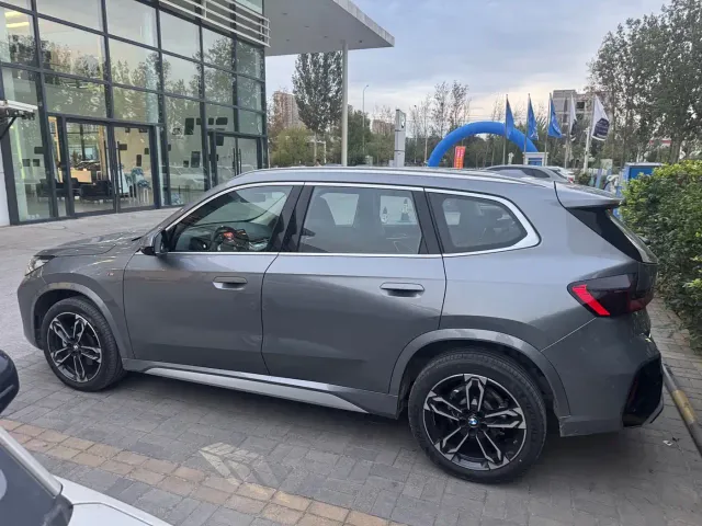 BMW X1 — Фото автомобиля 3