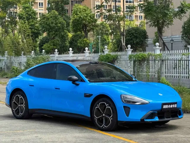 Xiaomi SU7 — Фото автомобиля 2