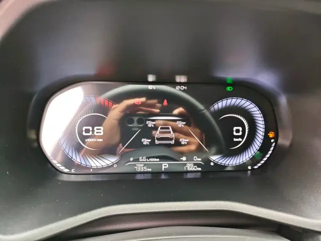 Geely Emgrand — Фото автомобиля 16