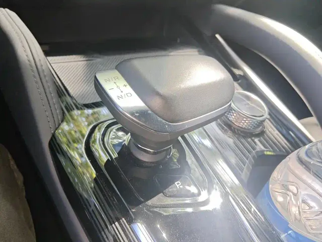 Geely Xingyue L — Фото автомобиля 10