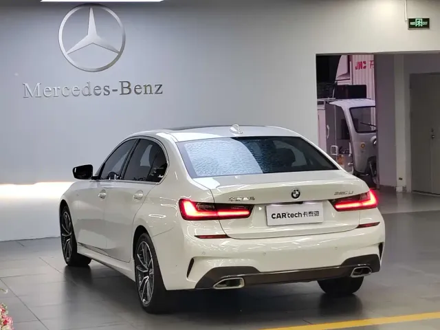 BMW 3 Series — Фото автомобиля 2