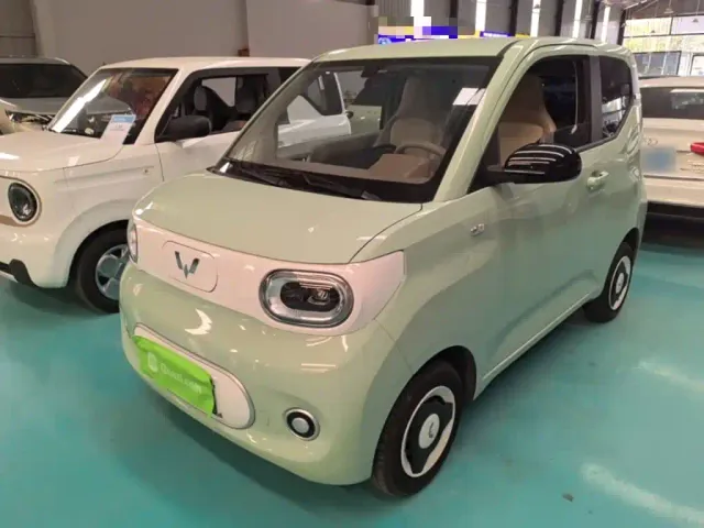 Фотография автомобиля — Wuling Hongguang Mini EV