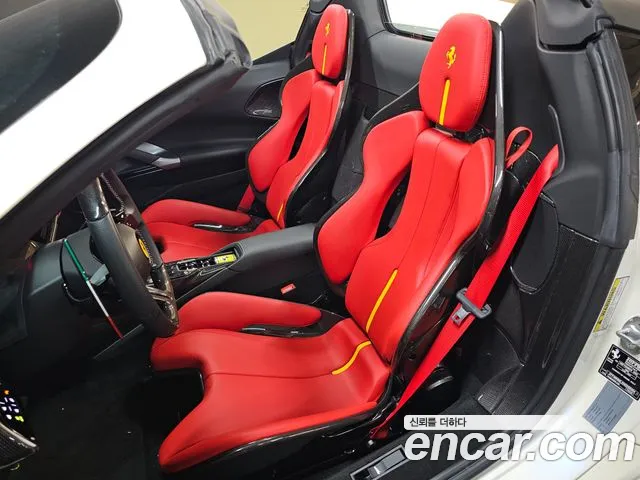 Ferrari SF90 — Фото автомобиля 7