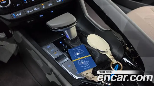 Hyundai Avante — Фото автомобиля 9