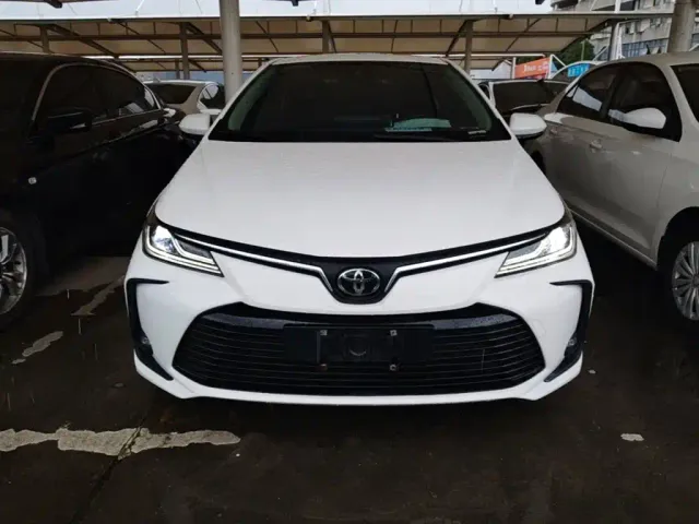 Toyota Corolla — Фото автомобиля 2
