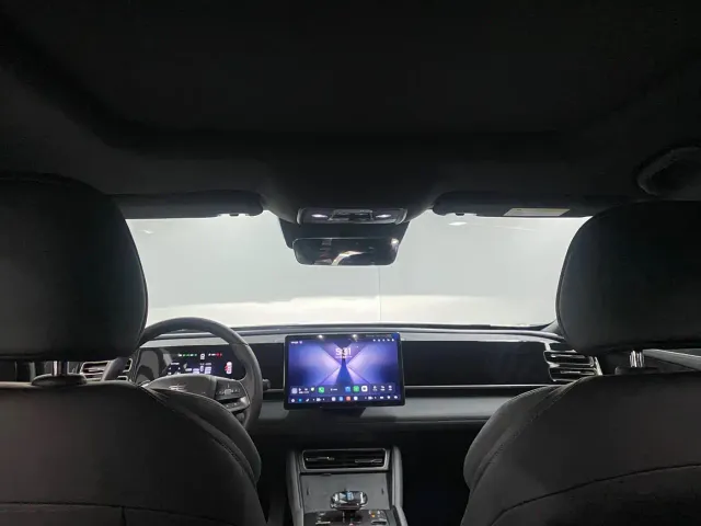 BYD Qin L — Фото автомобиля 8