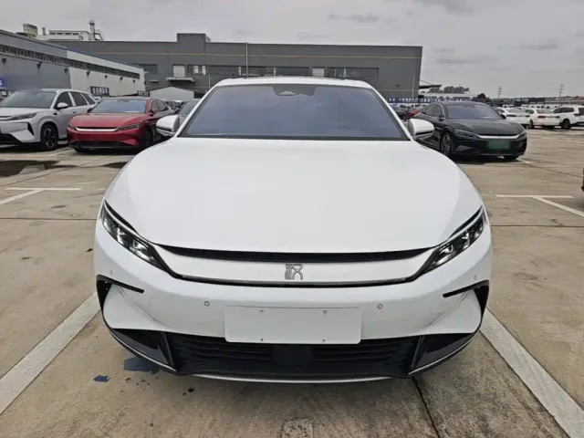 BYD Han — Фото автомобиля 2