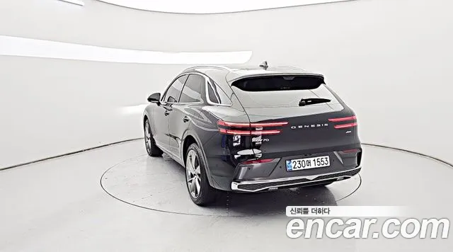 Genesis GV70 — Фото автомобиля 4