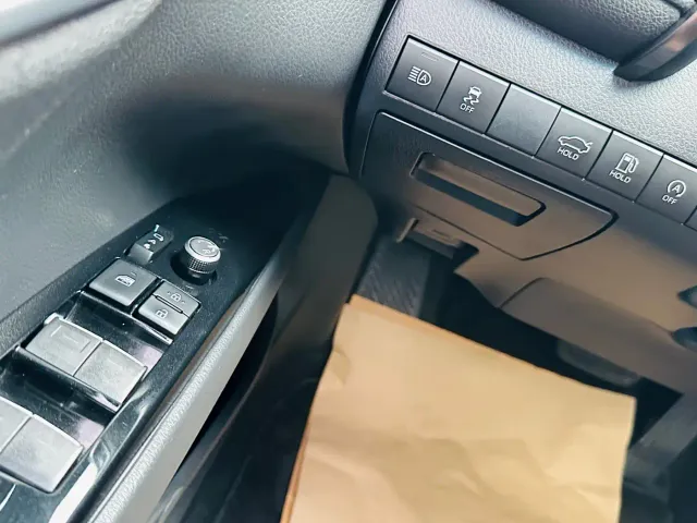 Toyota Camry — Фото автомобиля 18