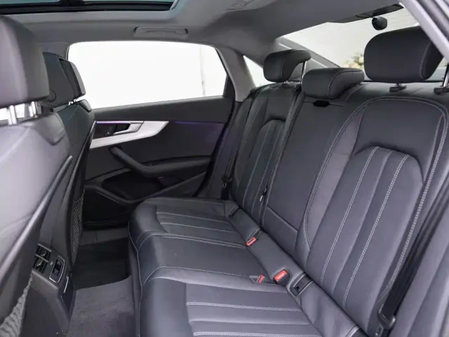 Audi A4L — Фото автомобиля 14