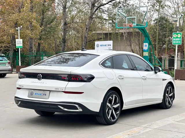 Volkswagen Lamando — Фото автомобиля 4