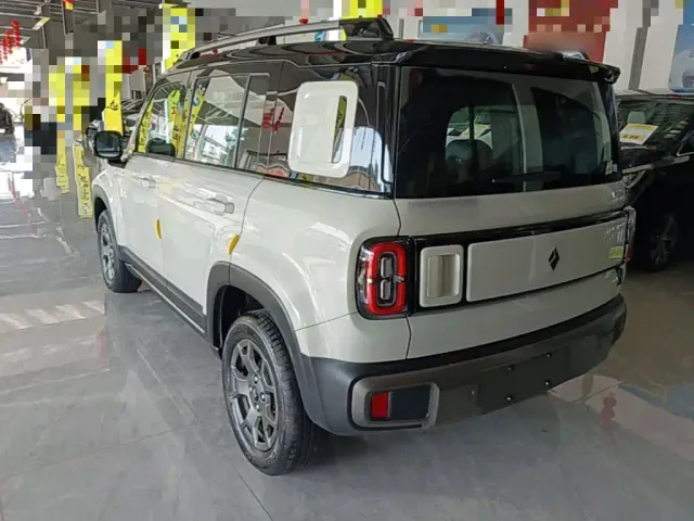 Baojun Yep Plus — Фото автомобиля 4