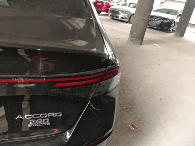 Honda Accord — Фото автомобиля 7
