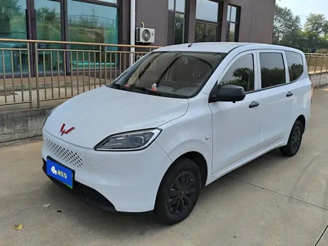Фотография автомобиля — Wuling Hongguang