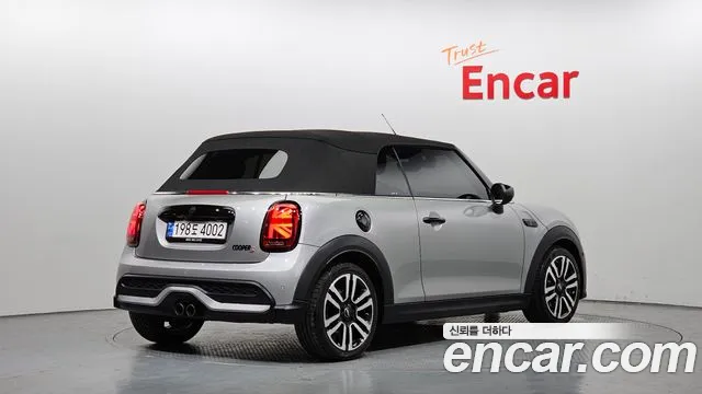 Mini Cooper Convertible — Фото автомобиля 2